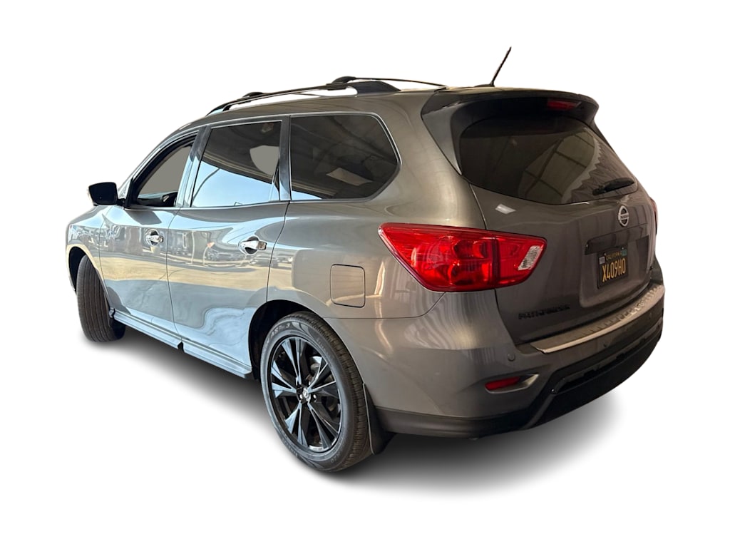 Thumbnail: 2018 Nissan Pathfinder - 4