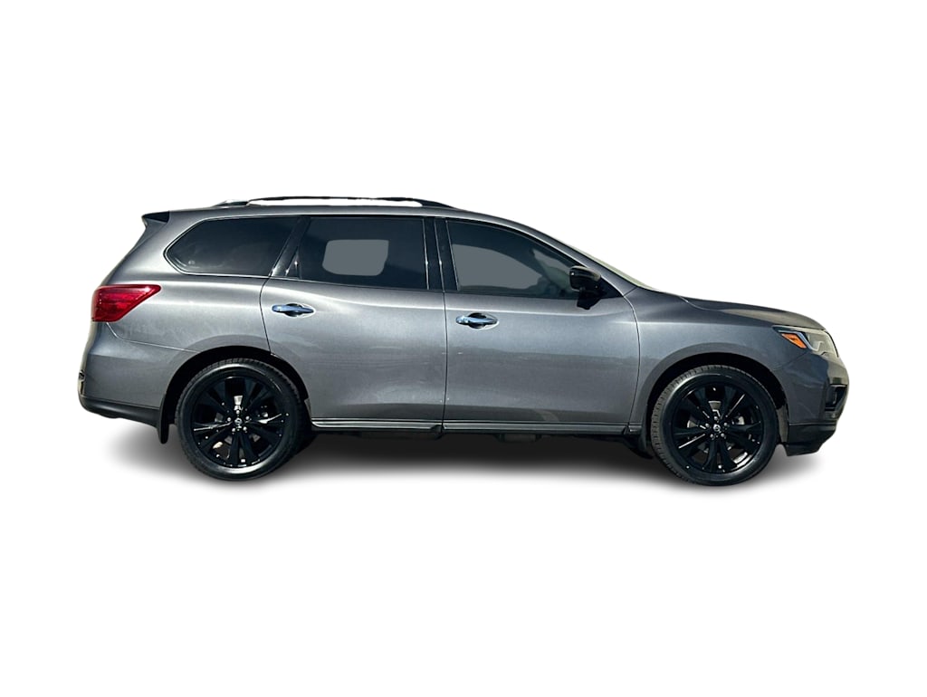 Thumbnail: 2018 Nissan Pathfinder - 21