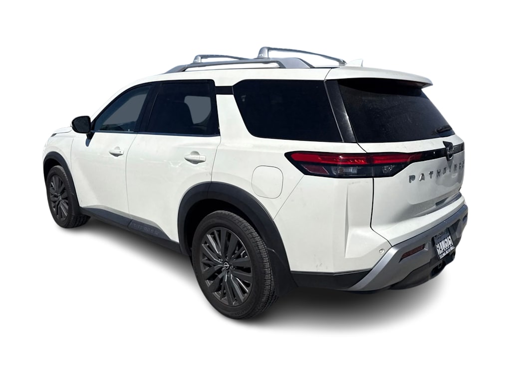 Thumbnail: 2022 Nissan Pathfinder - 3
