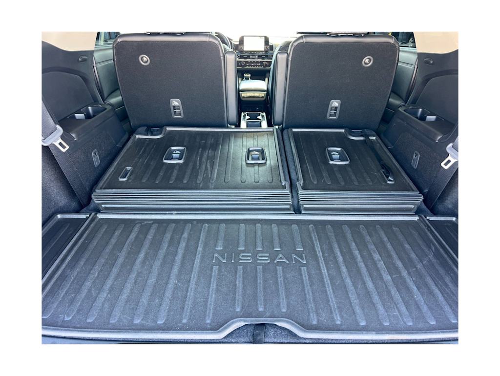 2023 Nissan Pathfinder Platinum - Photo 16