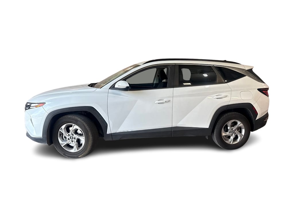 Thumbnail: 2022 Hyundai Tucson - 3