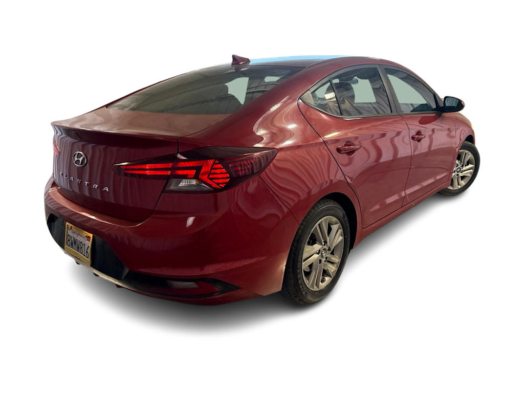 Thumbnail: 2020 Hyundai Elantra - 19