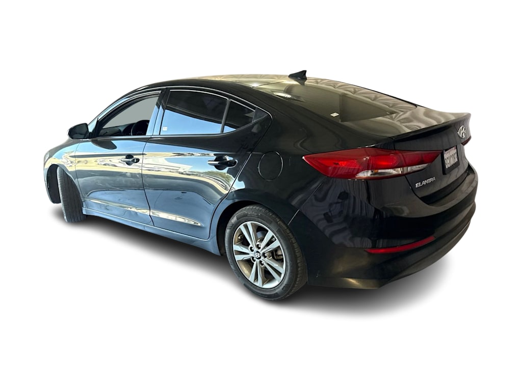 Thumbnail: 2018 Hyundai Elantra - 4
