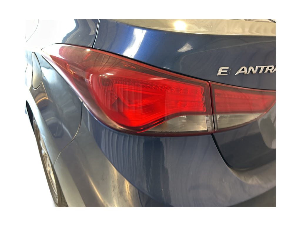 Thumbnail: 2015 Hyundai Elantra - 3