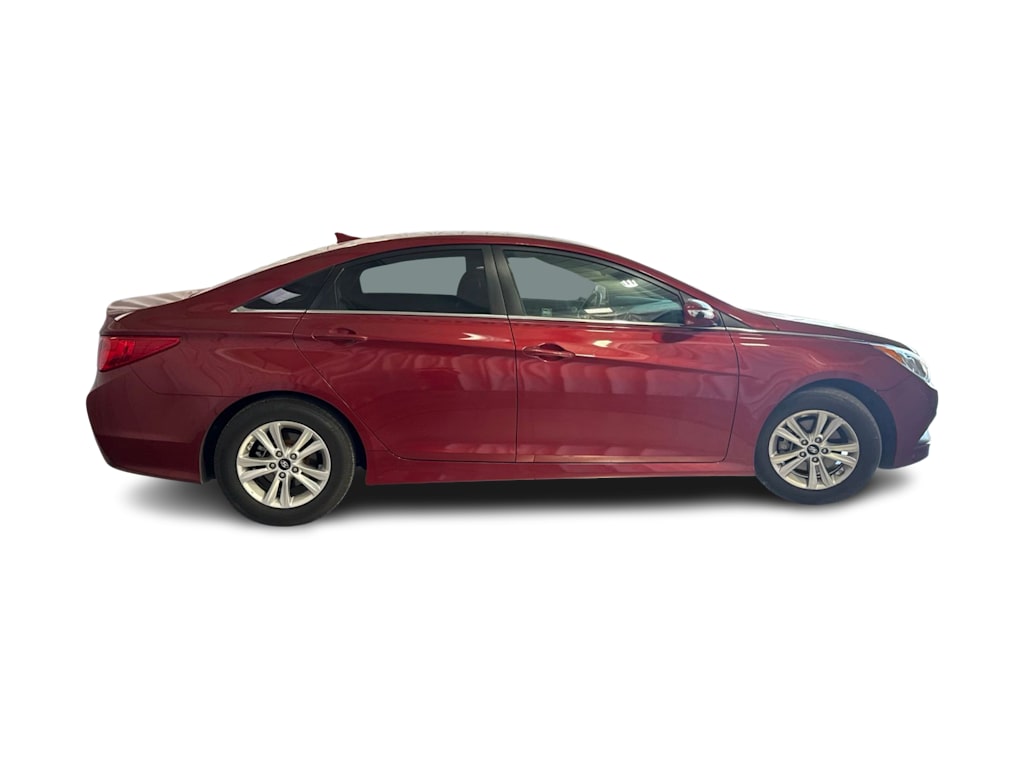 Thumbnail: 2014 Hyundai Sonata - 16