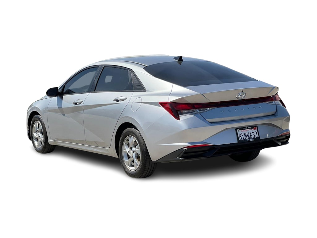 Thumbnail: 2022 Hyundai Elantra - 4