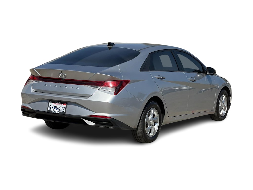 Thumbnail: 2022 Hyundai Elantra - 19