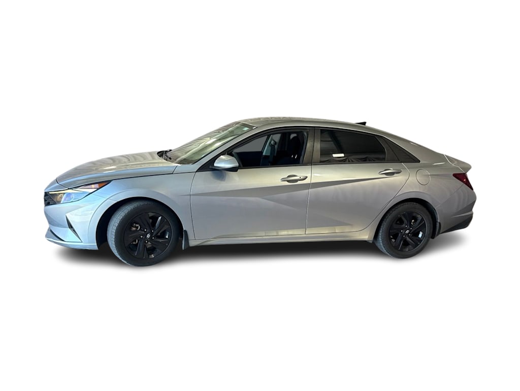 Thumbnail: 2022 Hyundai Elantra - 3