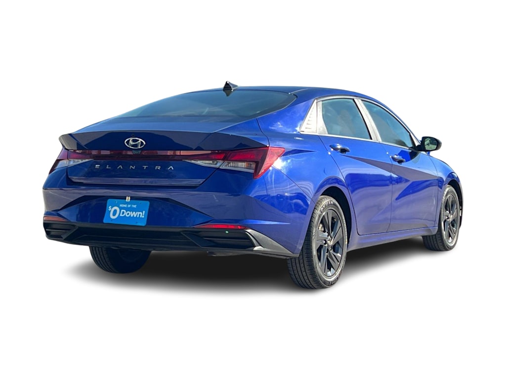 Thumbnail: 2023 Hyundai Elantra - 17