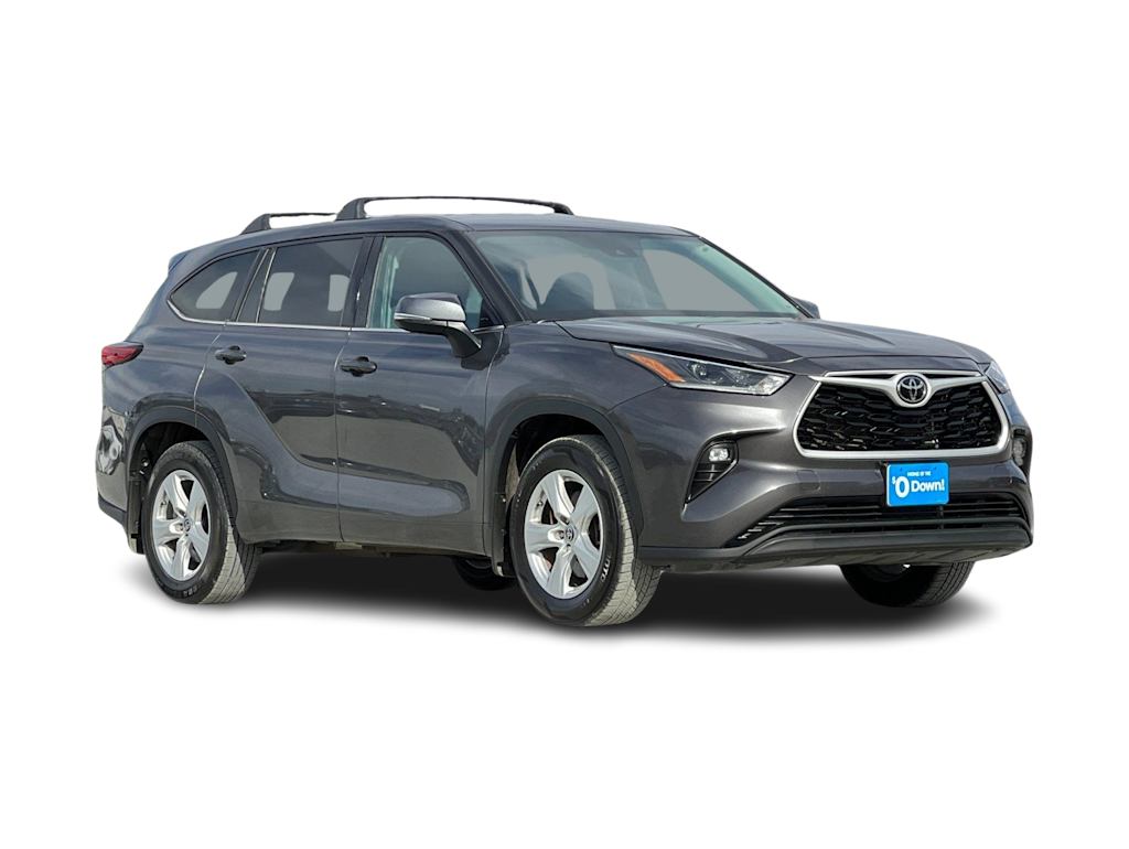 2021 Toyota Highlander LE 22