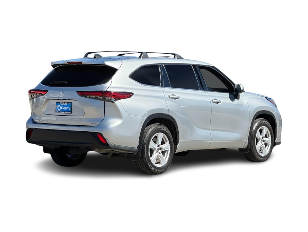 Thumbnail: 2022 Toyota Highlander - 20