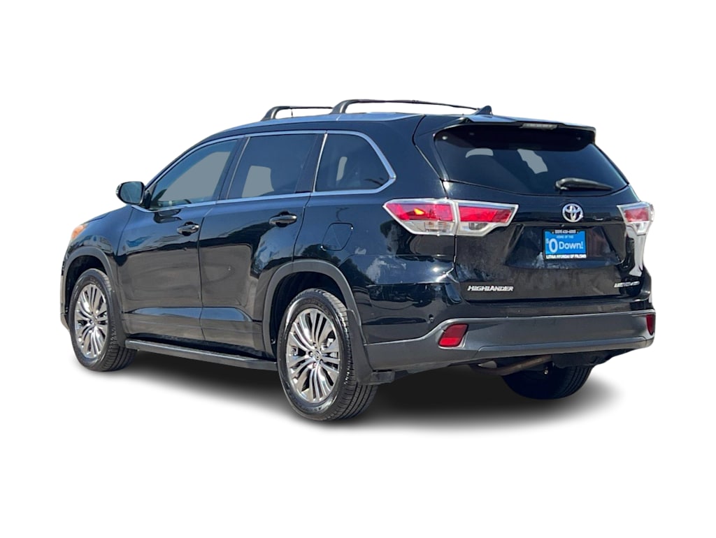 Thumbnail: 2015 Toyota Highlander - 4