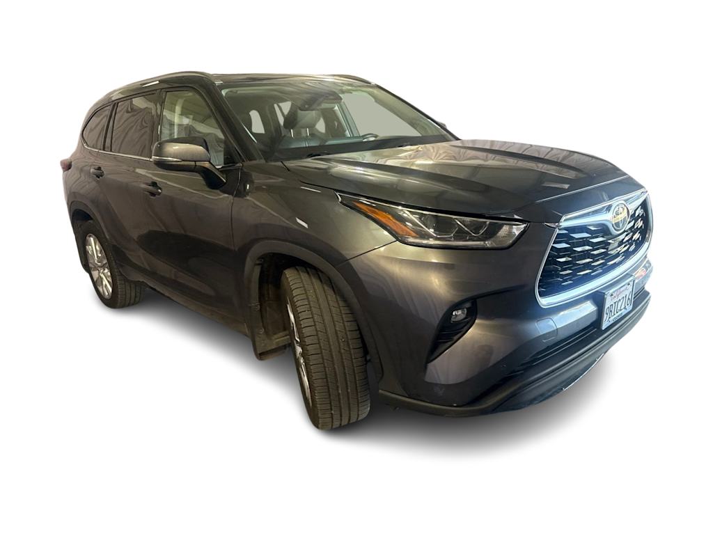 Thumbnail: 2020 Toyota Highlander - 14