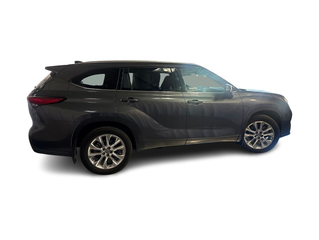 Thumbnail: 2020 Toyota Highlander - 15