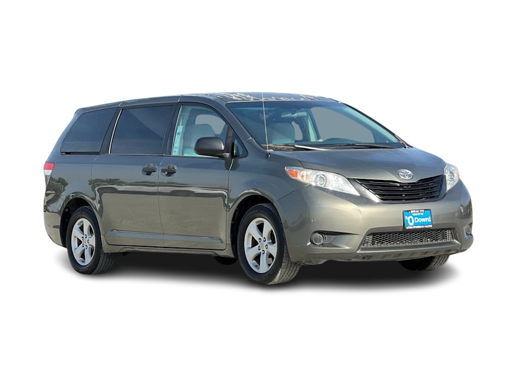 2011 Toyota Sienna Base 21