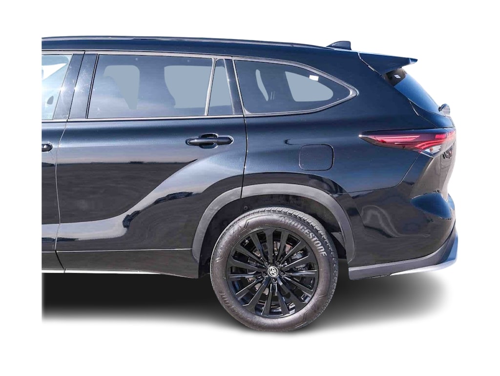 Thumbnail: 2025 Toyota Highlander - 19
