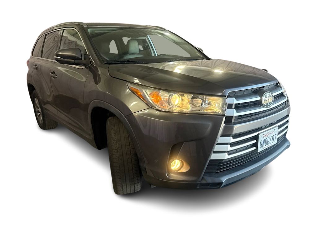 Thumbnail: 2019 Toyota Highlander - 13