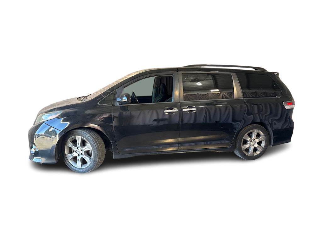 Thumbnail: 2015 Toyota Sienna - 2