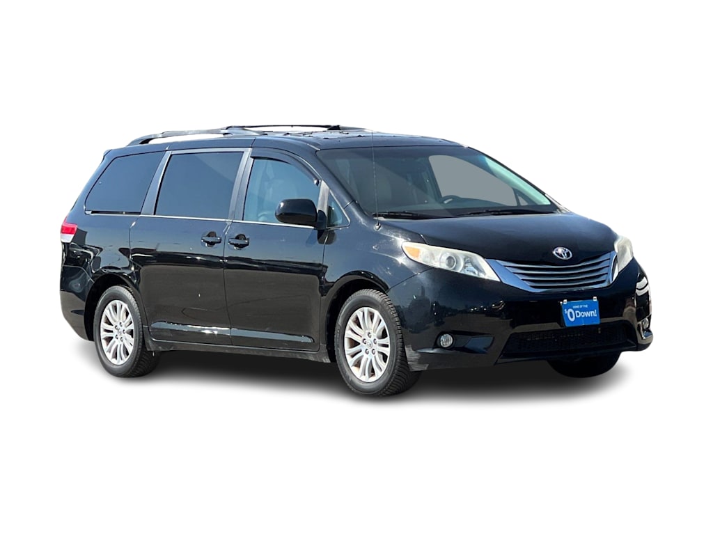 Thumbnail: 2014 Toyota Sienna - 20