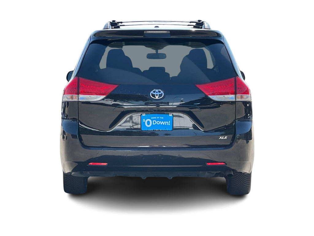 Thumbnail: 2014 Toyota Sienna - 5