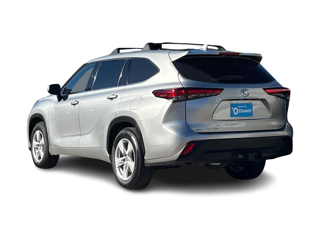 Thumbnail: 2021 Toyota Highlander - 4