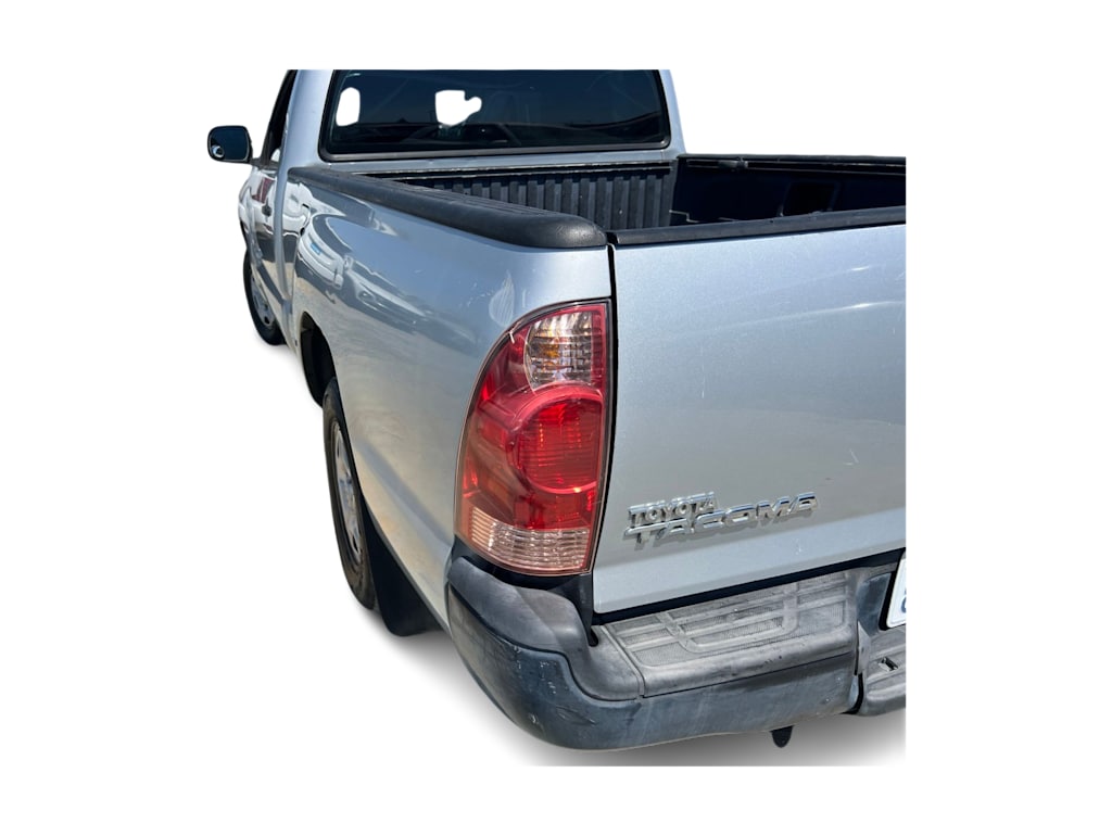Thumbnail: 2005 Toyota Tacoma - 16