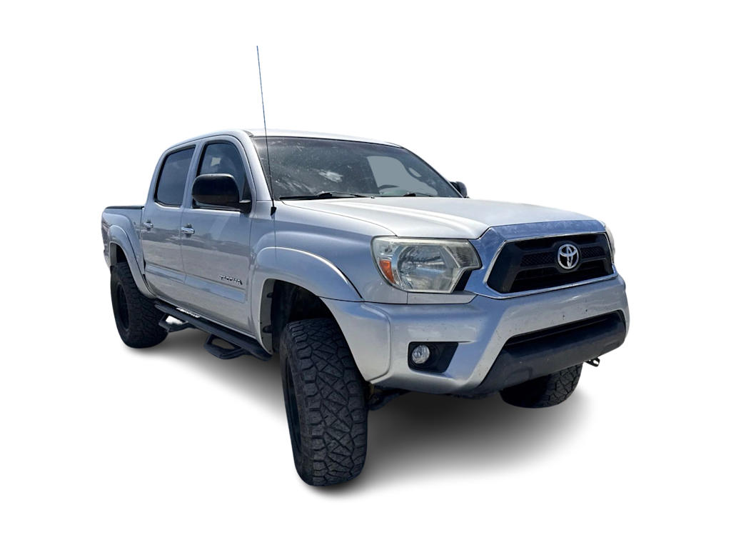Thumbnail: 2013 Toyota Tacoma - 14