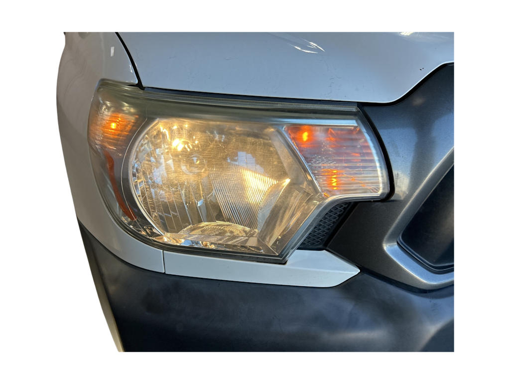 Thumbnail: 2015 Toyota Tacoma - 4