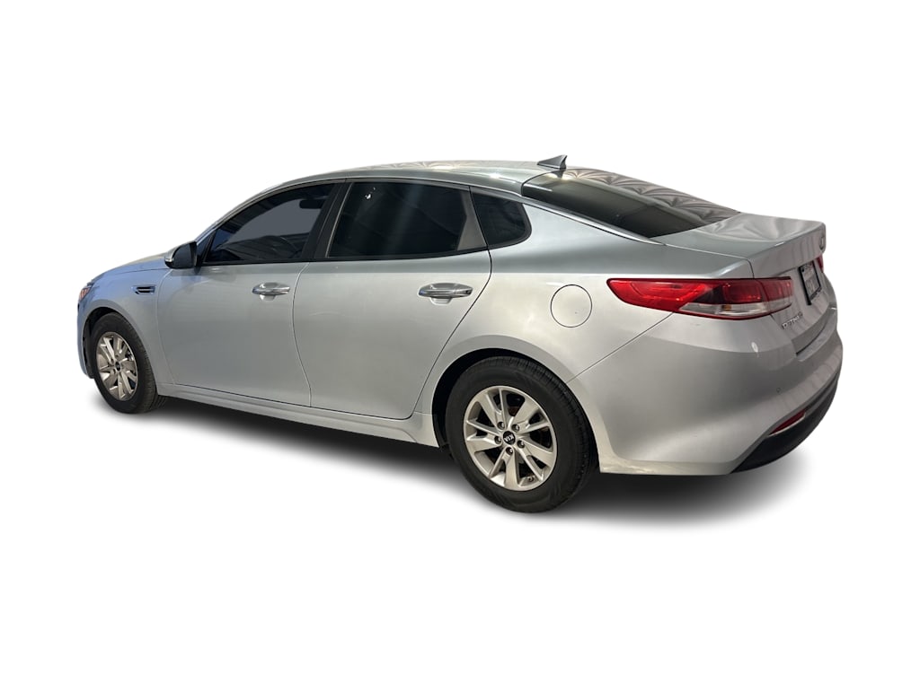 Thumbnail: 2018 Kia Optima - 3