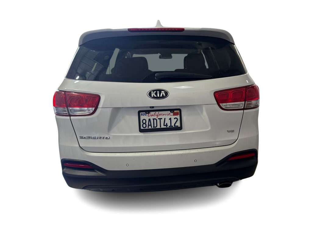 Thumbnail: 2017 Kia Sorento - 5