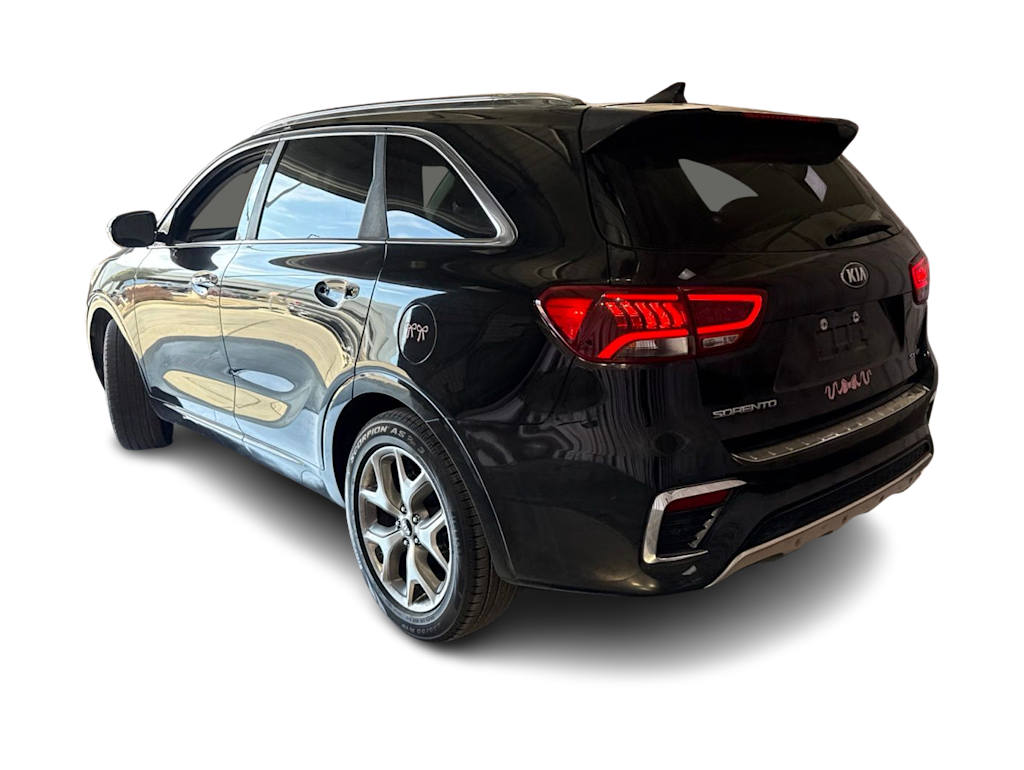 Thumbnail: 2019 Kia Sorento - 4