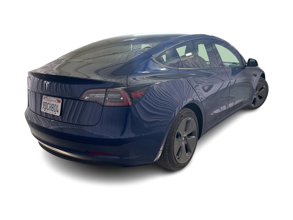 Thumbnail: 2022 Tesla Model 3 - 16