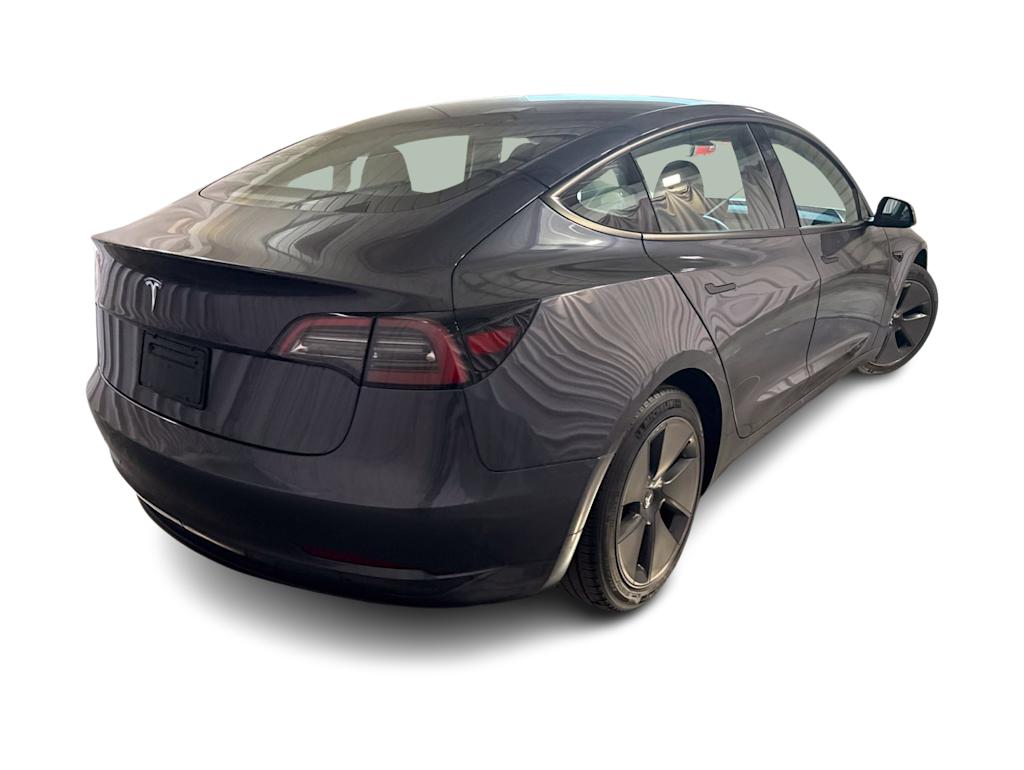 Thumbnail: 2023 Tesla Model 3 - 16