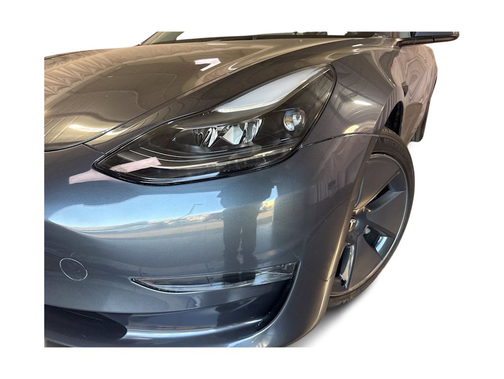 Thumbnail: 2023 Tesla Model 3 - 17