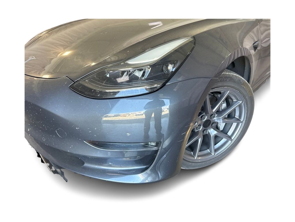 Thumbnail: 2022 Tesla Model 3 - 16
