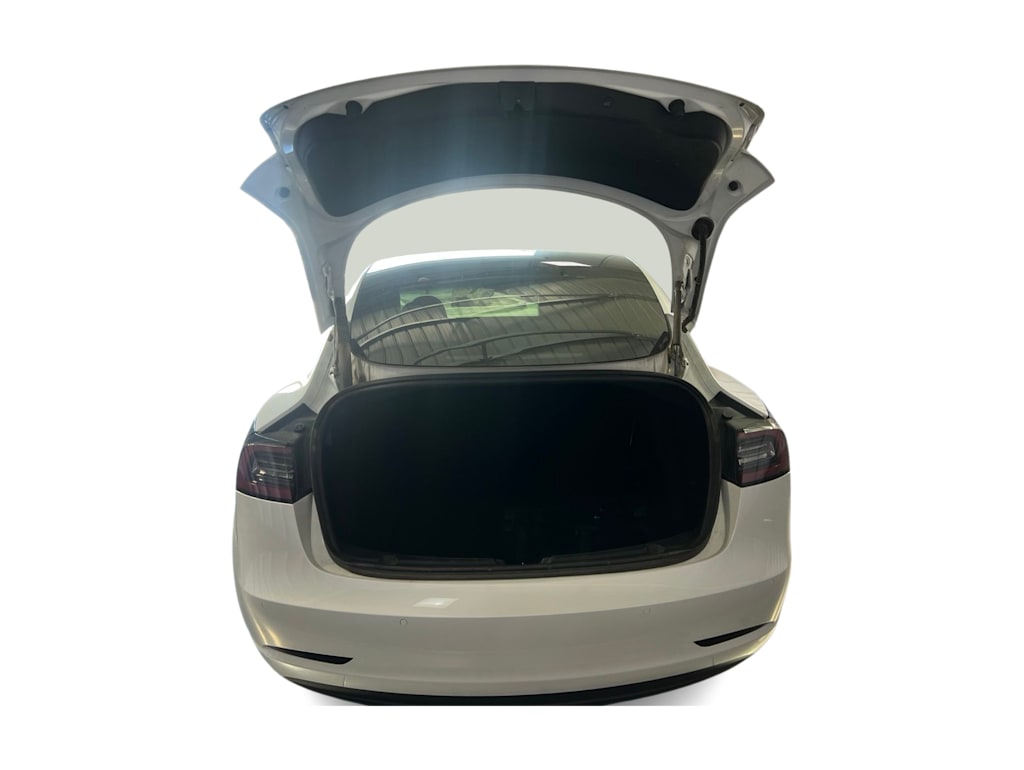 Thumbnail: 2022 Tesla Model 3 - 11