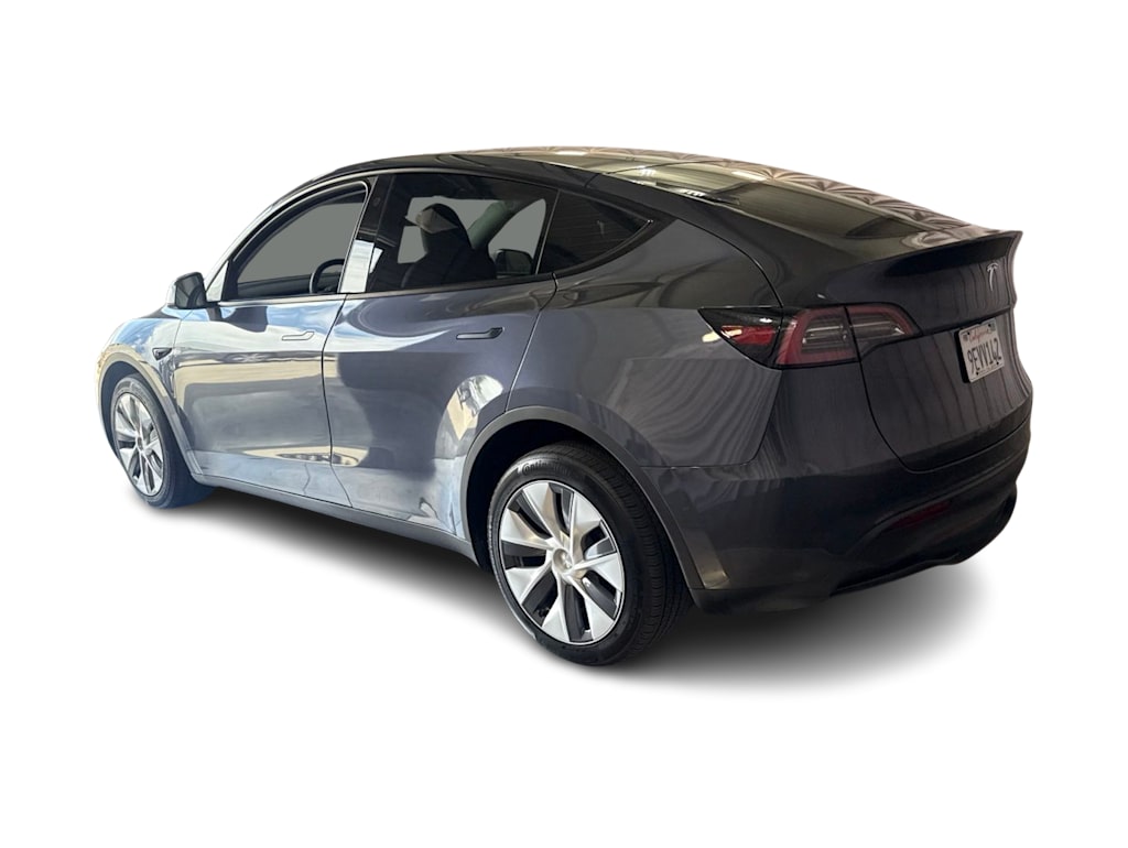 Thumbnail: 2023 Tesla Model Y - 4