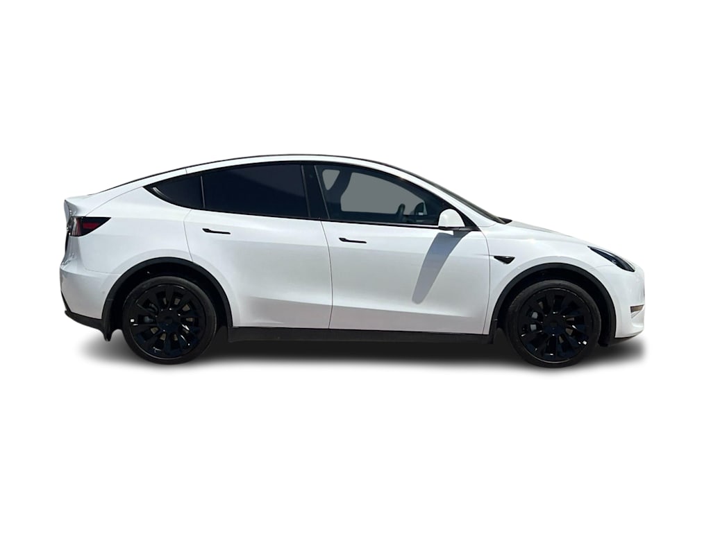 Thumbnail: 2022 Tesla Model Y - 19