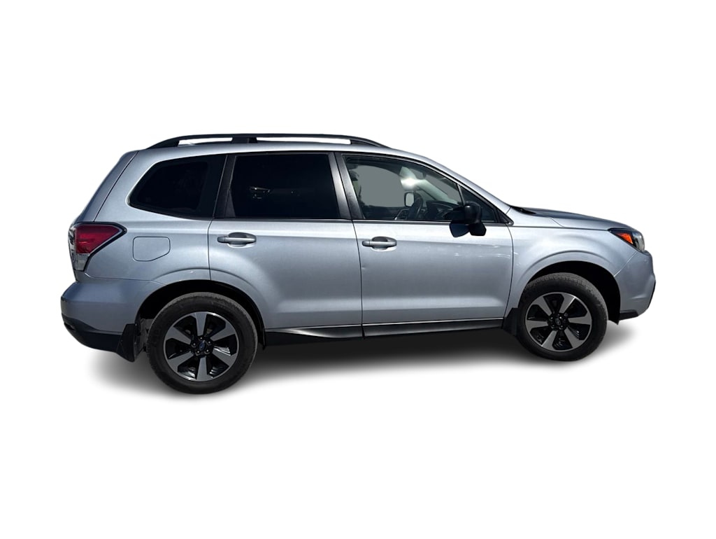 Thumbnail: 2017 Subaru Forester - 14