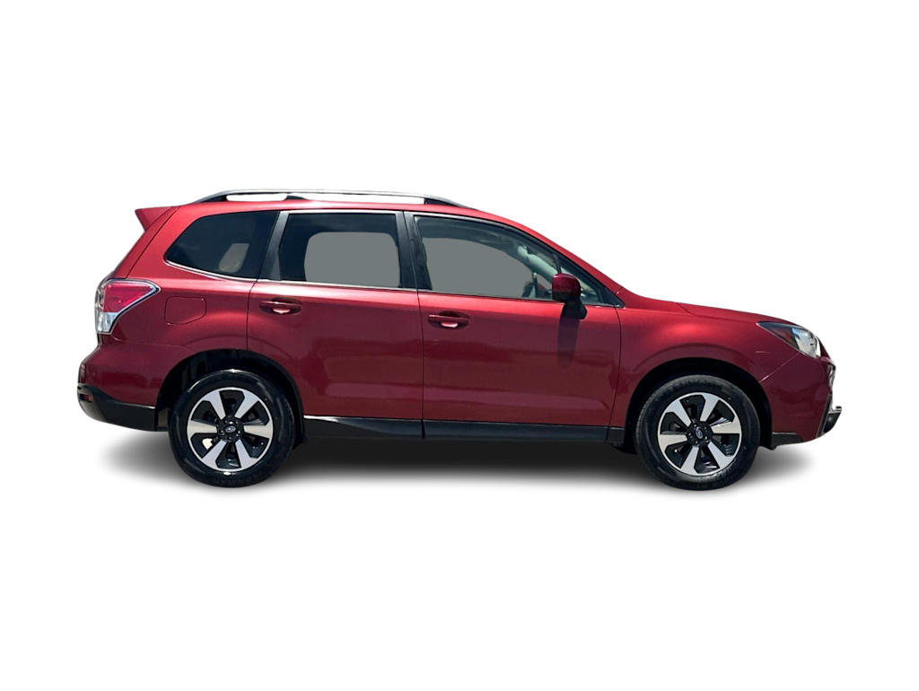 Thumbnail: 2017 Subaru Forester - 21