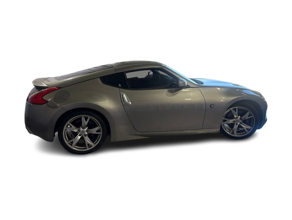 Thumbnail: 2009 Nissan Z - 3
