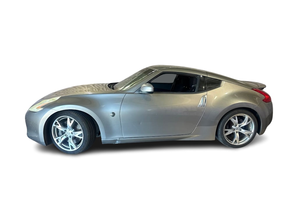 Thumbnail: 2009 Nissan Z - 15