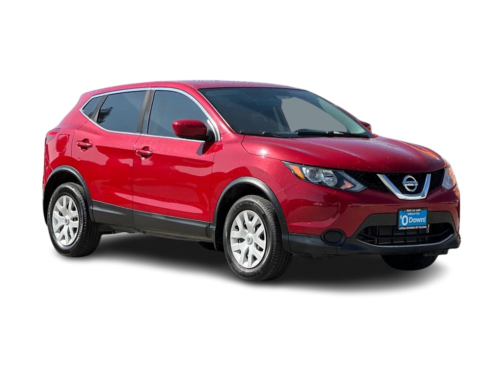 Thumbnail: 2018 Nissan Rogue Sport - 21