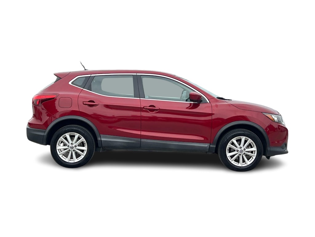 Thumbnail: 2019 Nissan Rogue Sport - 21