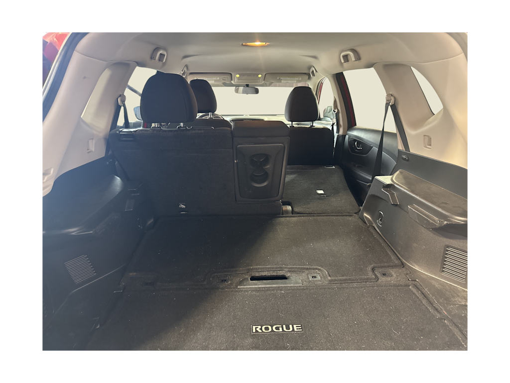 Thumbnail: 2017 Nissan Rogue - 12