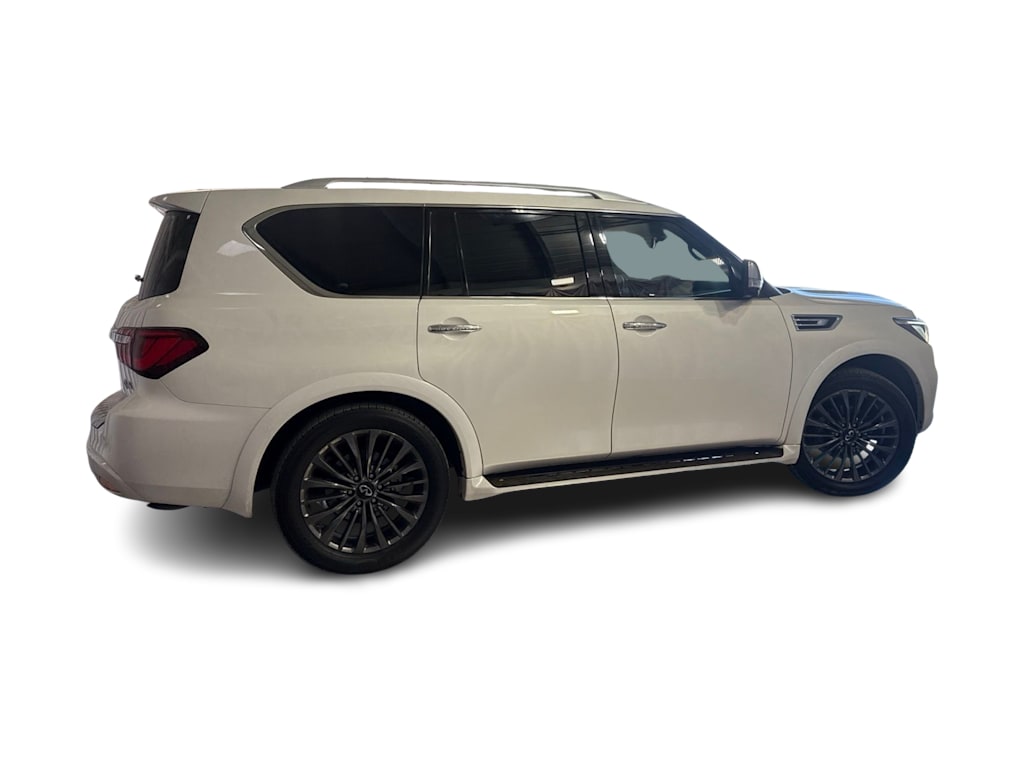 Thumbnail: 2022 INFINITI QX80 - 18