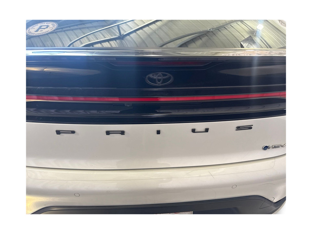 Thumbnail: 2023 Toyota Prius - 19