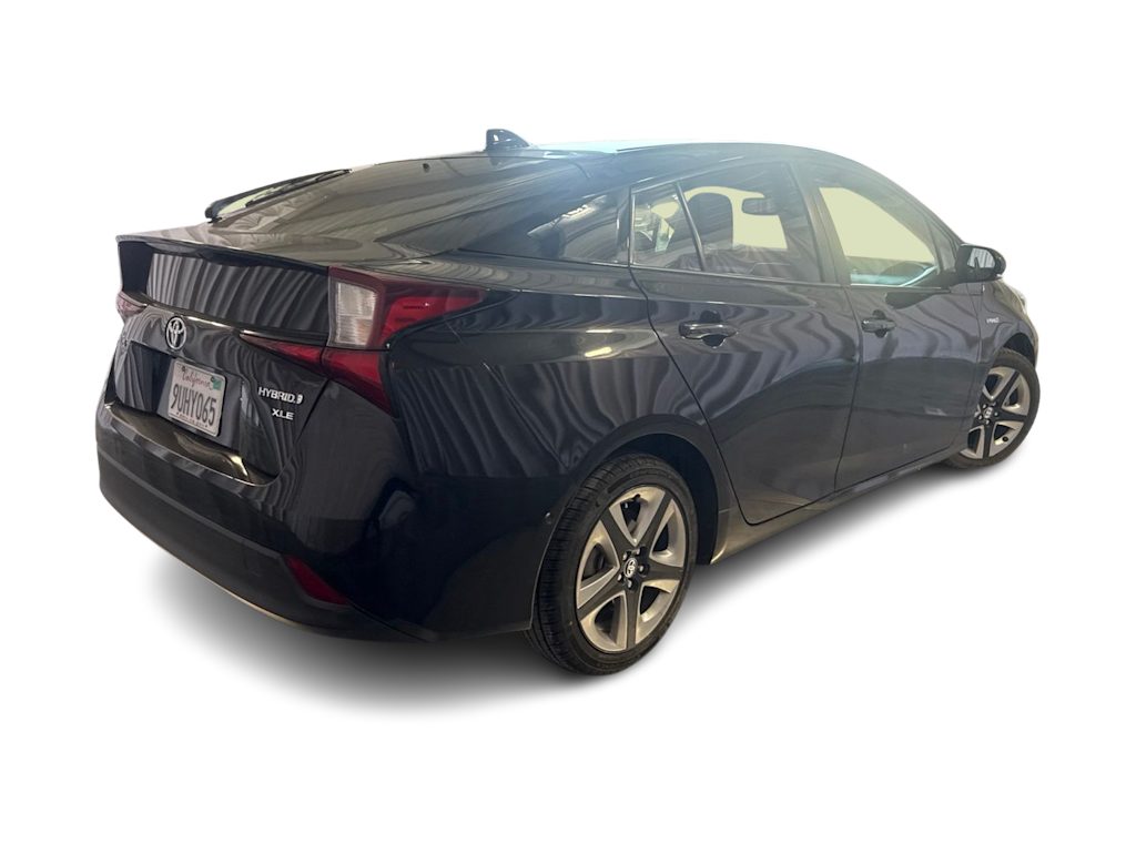 Thumbnail: 2022 Toyota Prius - 16