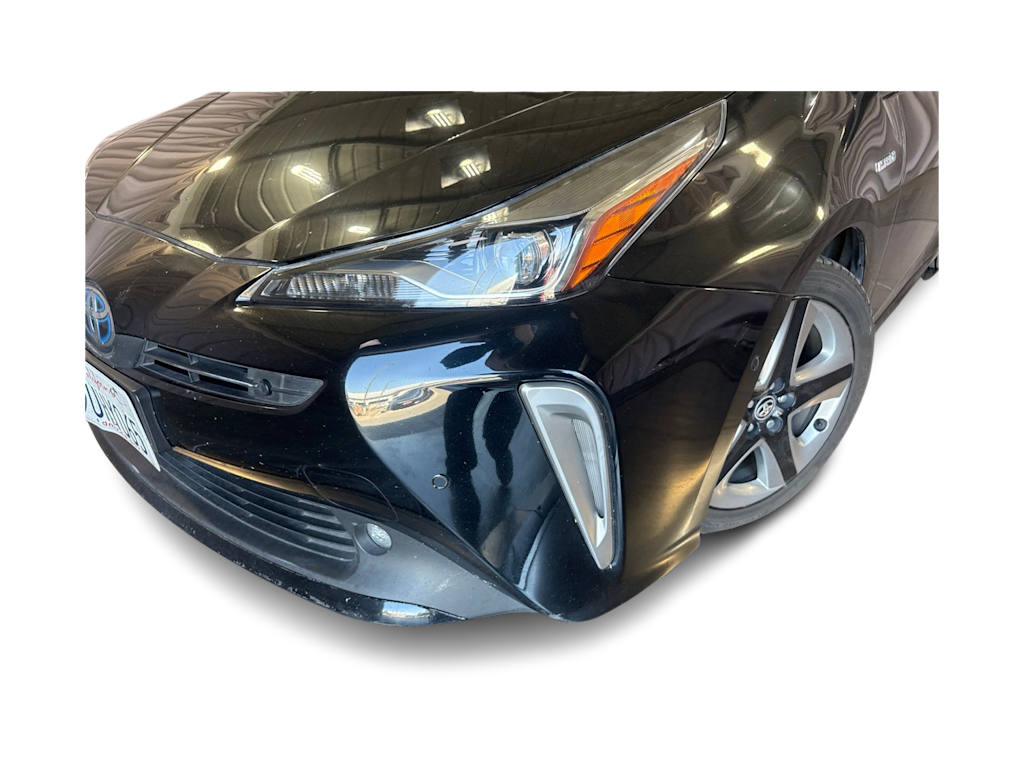 Thumbnail: 2022 Toyota Prius - 17