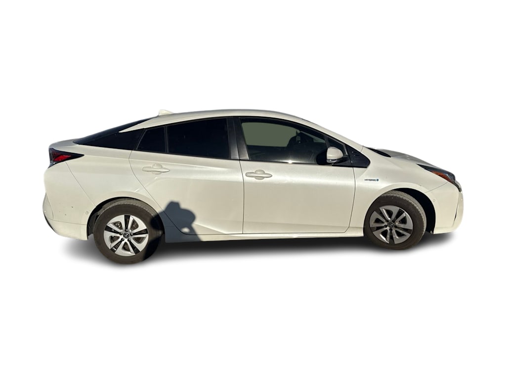 Thumbnail: 2018 Toyota Prius - 15